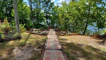 Enceinte de lâhĂ©bergement