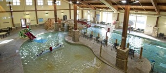 Wisconsin Dells | Pool & Waterpark Access | 2BR Cabin