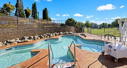 Wisconsin Dells | Pool & Waterpark Access | 2BR Cabin