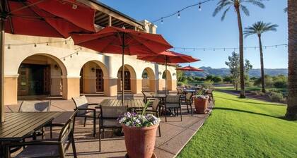 Phoenix | Desert Golf Retreat | Pool, Dining & Sunsets