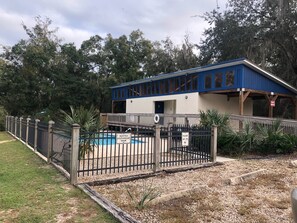 Exterior - Waterfront Home Located On the Steinhatchee River. (Steinhatchee)