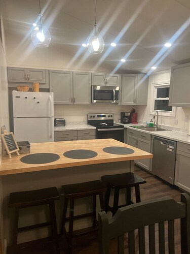 The BEST Pet friendly Sylva NC Mountain Retreat Near WCU and downtown❤️