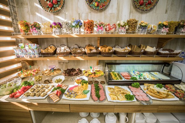 Petit déjeuner buffet compris tous les jours