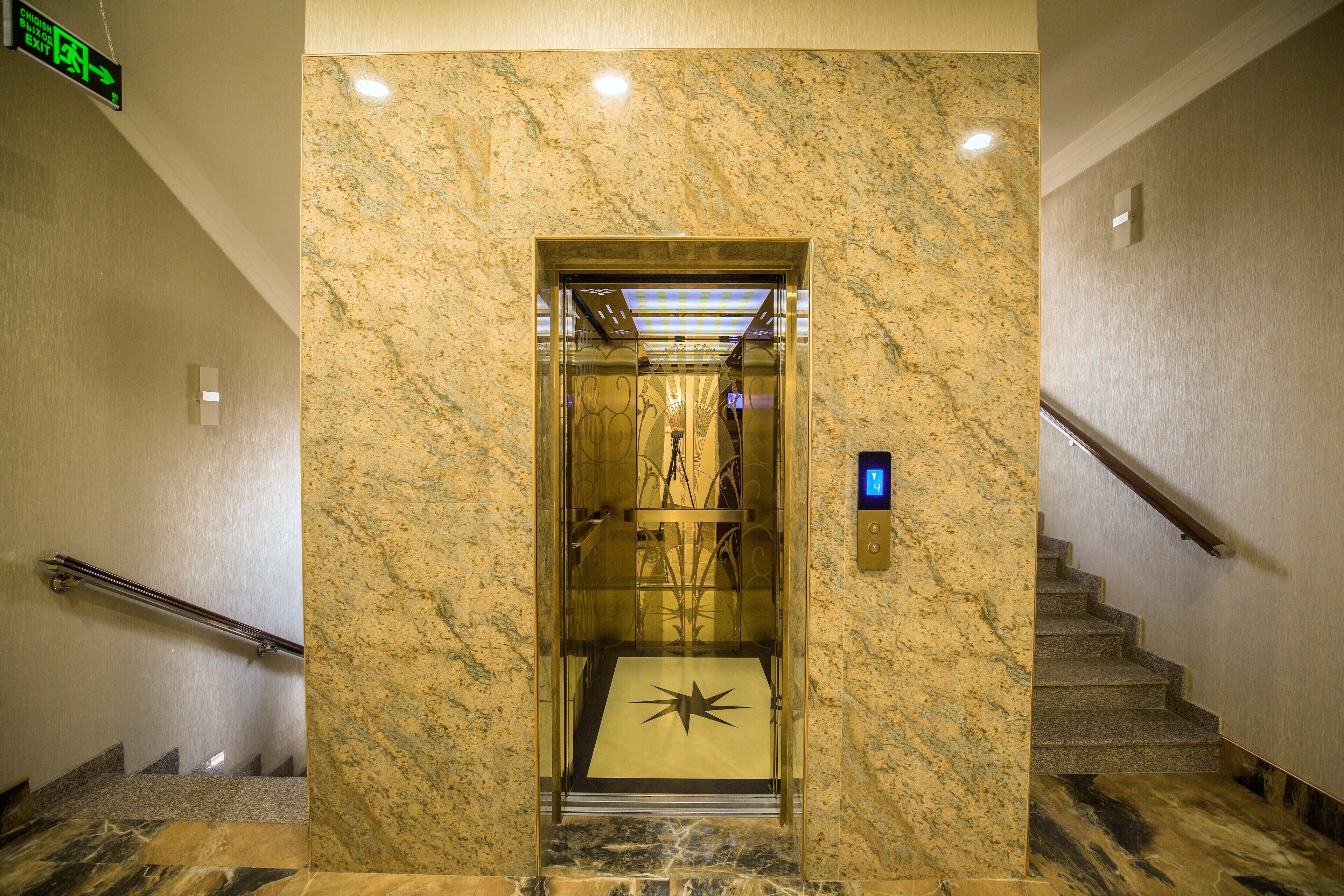 Photo - Leader Hotel