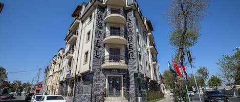 Fachada da propriedade