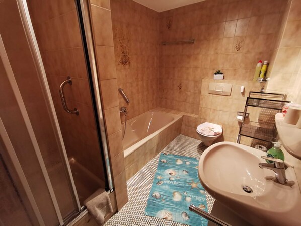 Unclassified image, 1 of 13, button