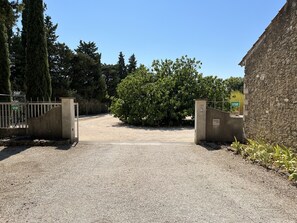 Enceinte de l’hébergement