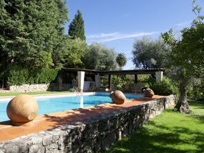 Piscine extérieure
