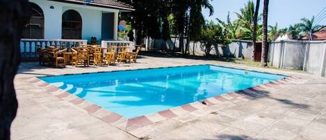 Alberca al aire libre