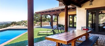 Renata's Retreat-Luxury Wine Country Home with Pool and Hot Tub!