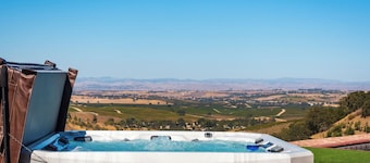 Private Pool + Hot Tub | Game Room + Firepit Patio | Renata's Retreat
