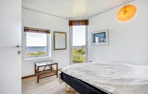 6 Schlafzimmer, Reisekinderbett, kostenloses WLAN