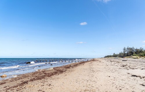 6 bedroom gorgeous home in Gilleleje