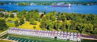 Townhouse on water with boathouse!