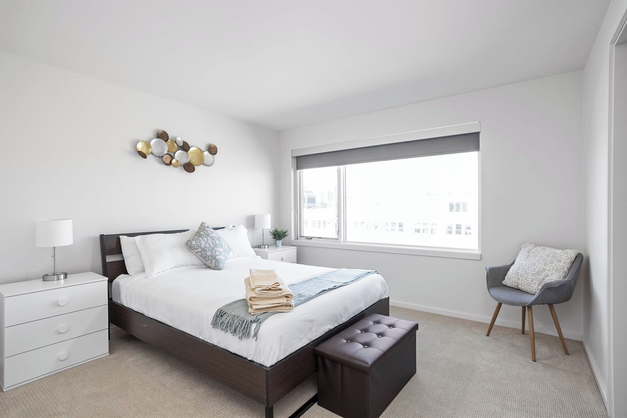 3 bedrooms, desk, iron/ironing board, WiFi