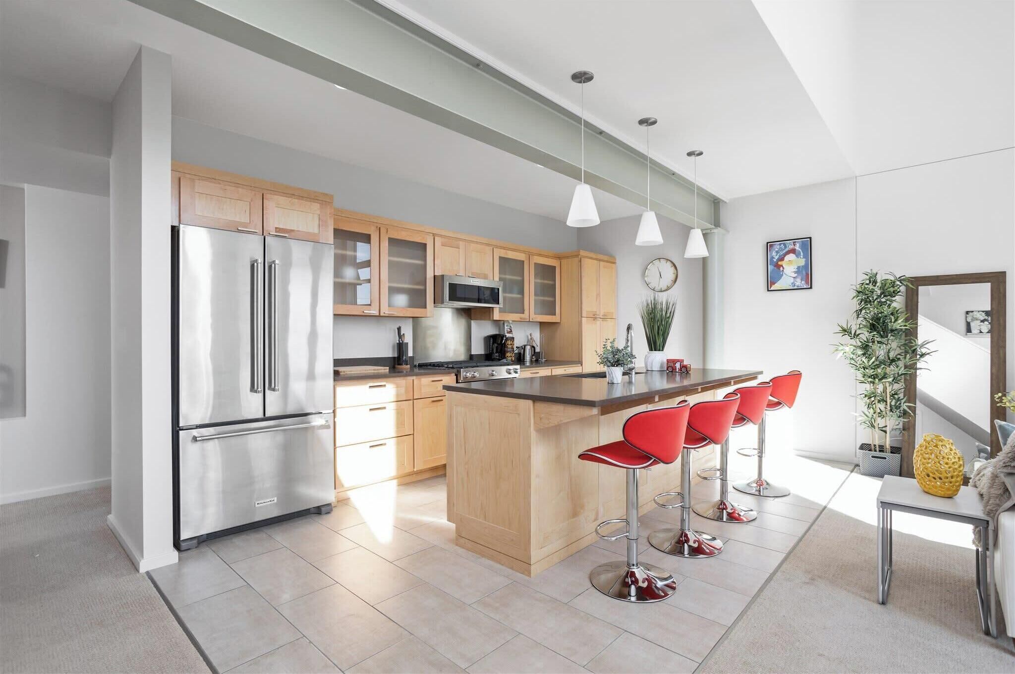 雪櫃、微波爐、焗爐、爐具