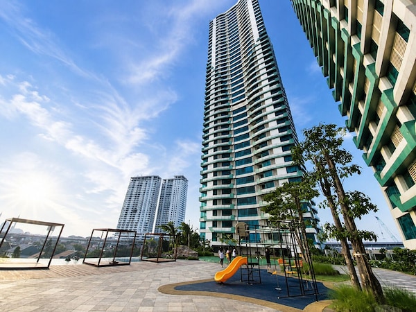 Grand Kamala Lagoon By 21 Room - Yakarta
