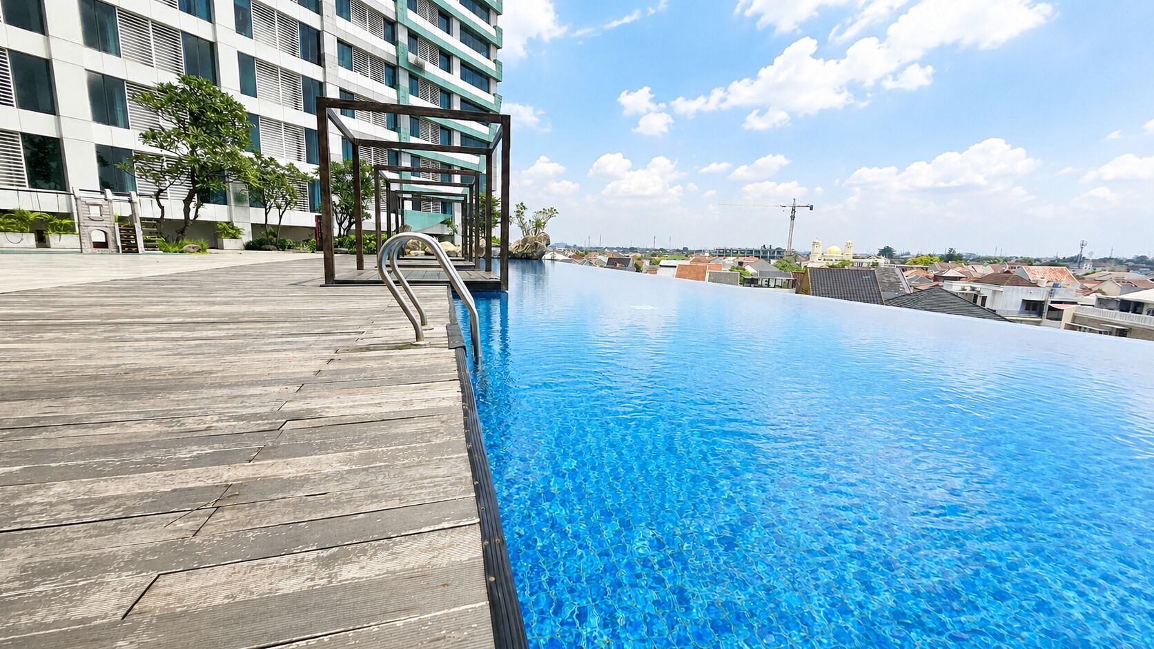 2 piscinas al aire libre