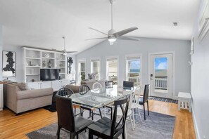 Dining - Hit The Beach by Carolina Getaway (Kure Beach)