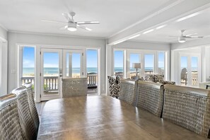 Interior - Sea2Sky by Carolina Getaway (Kure Beach)