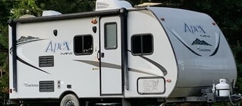 Outdoor Weekend Getaway Apex Nano