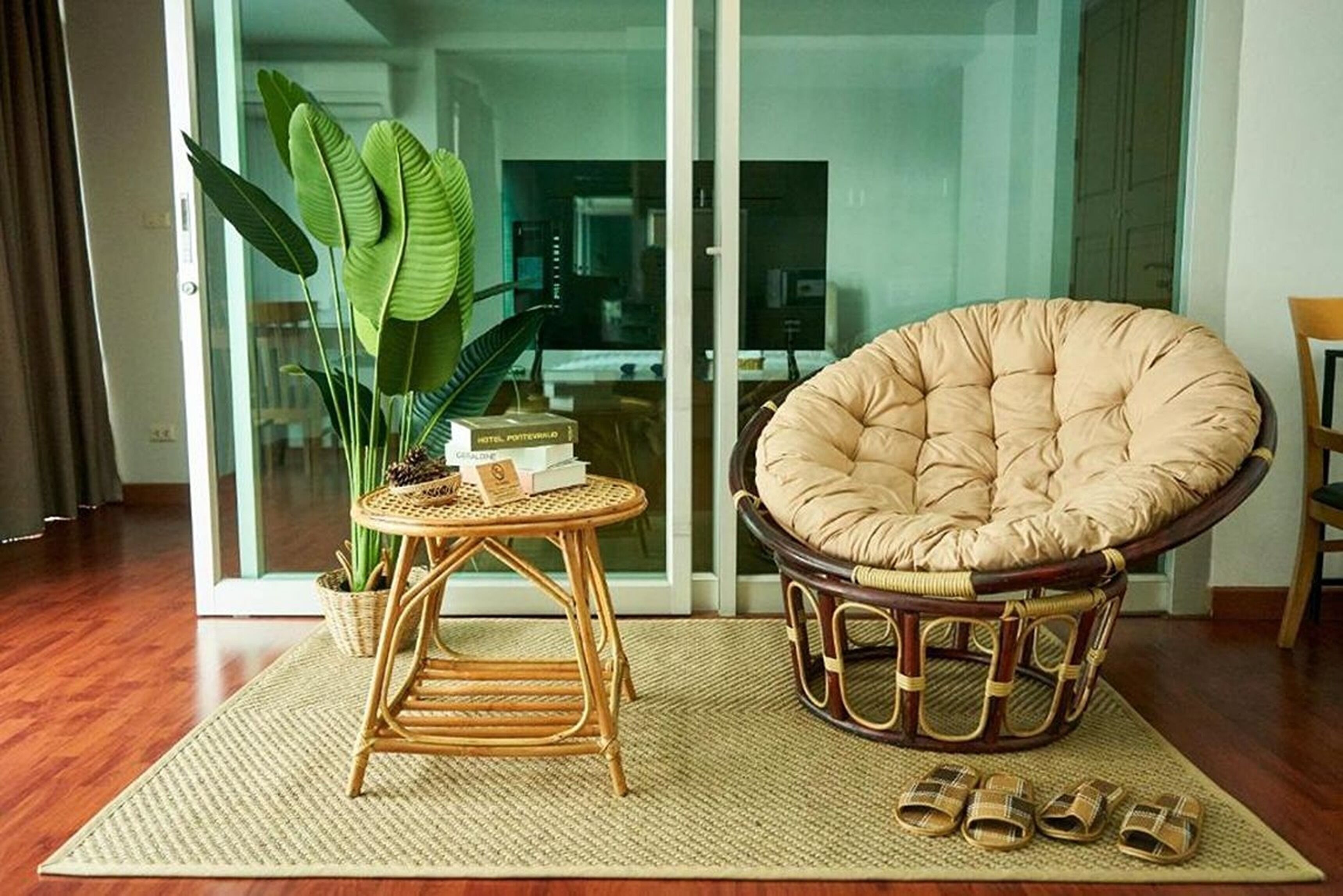 Deluxe Room | Desk, blackout curtains, free WiFi, bed sheets