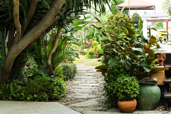 Property grounds - Bellevue Boutique Bangkok (Bangkok)