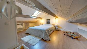 3 chambres, fer et planche Ă repasser, Wi-Fi, draps fournis