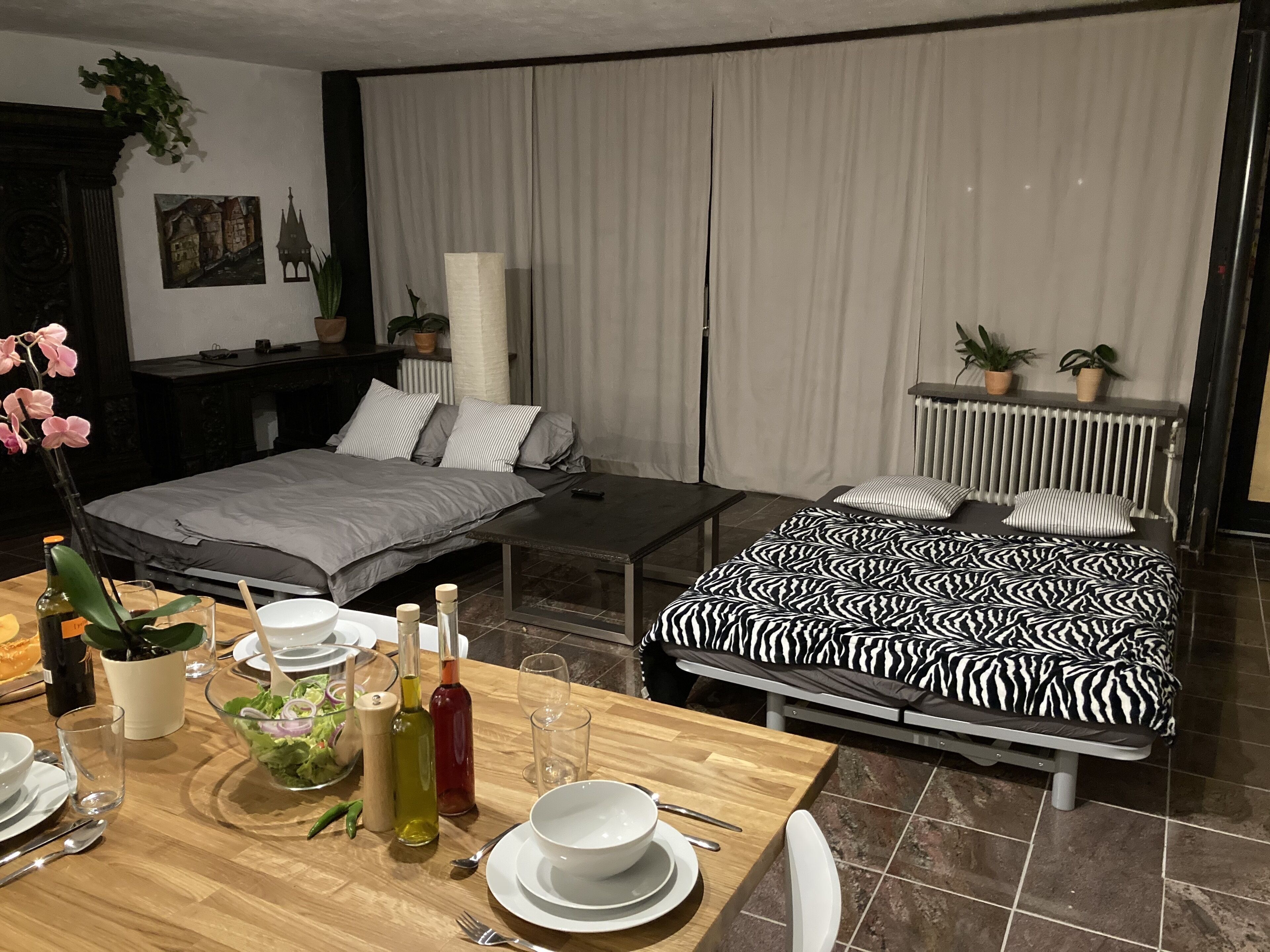3 Schlafzimmer, Zimmersafe, Schreibtisch, Bügeleisen/Bügelbrett