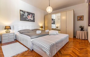 2 habitaciones, internet y ropa de cama 
