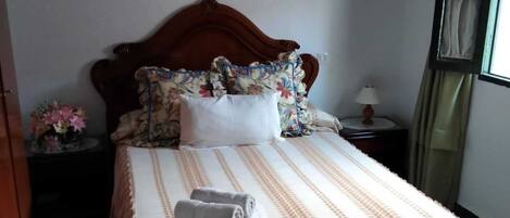 1 Schlafzimmer, Bügeleisen/Bügelbrett, kostenloses WLAN, Bettwäsche