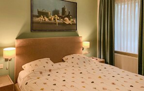 3 slaapkamers, reisbedje, gratis wifi, beddengoed