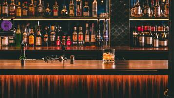 Bar (in der Unterkunft)