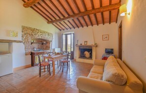 Kamin, Tischtennisplatte