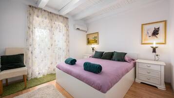 3 bedrooms, free WiFi, bed sheets