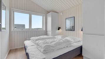 5 室のベッドルーム、旅行用ベビーベッド、WiFi (無料)