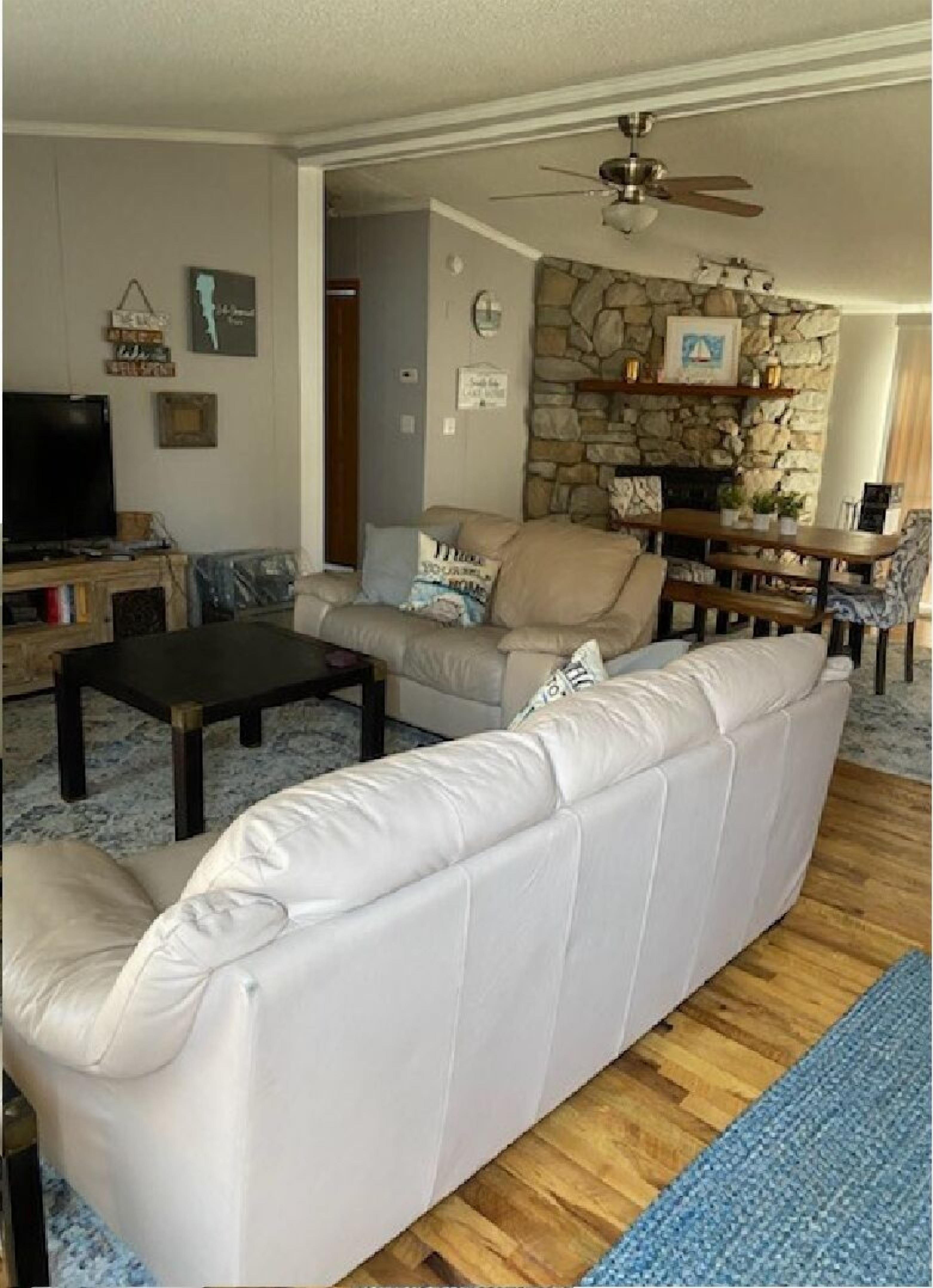 Top 9 Lakefront Cabins In Kansas, USA Updated 2023 Trip101