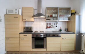 Fridge, stovetop, dishwasher, coffee/tea maker - Ferienhaus in Guessing (Gerersdorf)