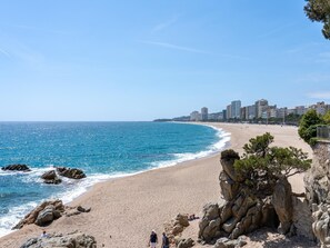 Beach - Feel located with private garden and pool (Platja d'Aro)