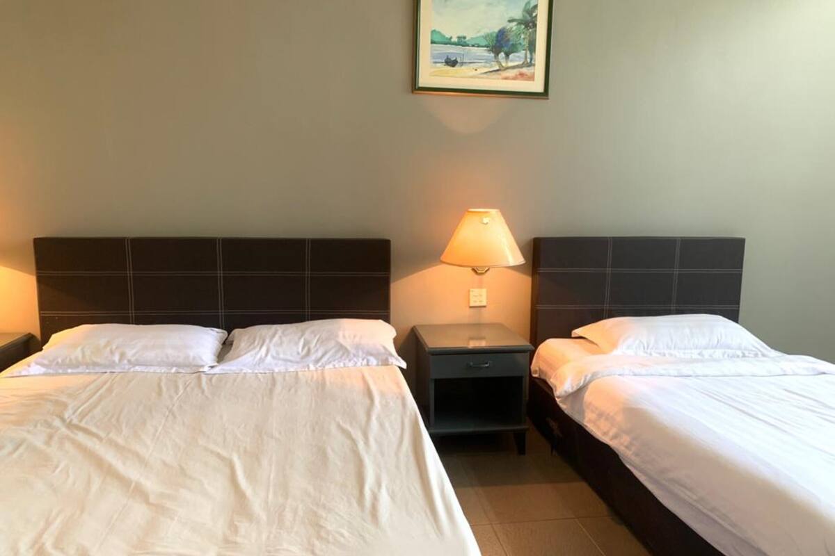Standard Triple Room | Individually furnished, desk, laptop workspace, iron/ironing board