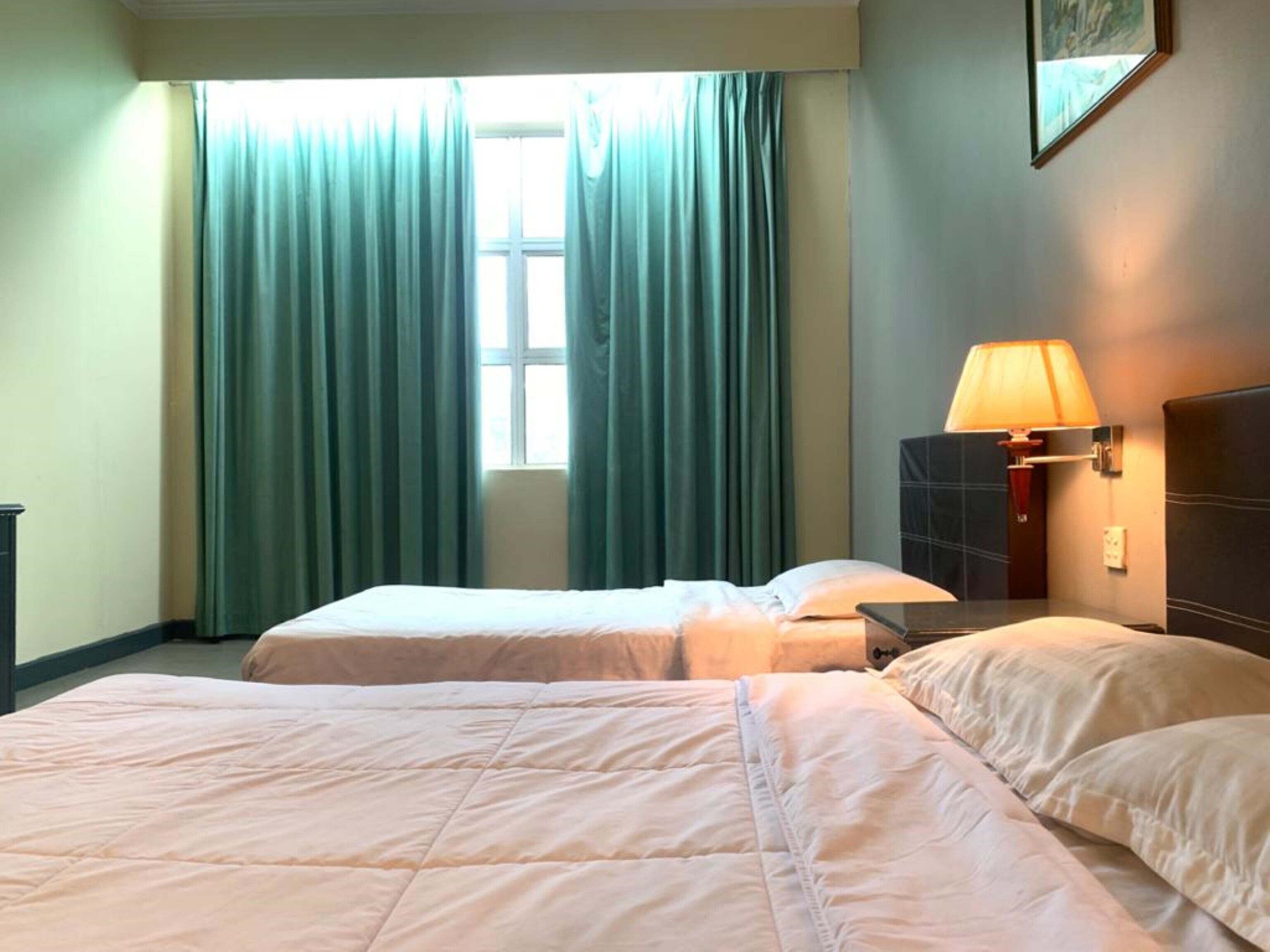 Phòng Suite Superior | Trang bị nội thất với thiết kế riêng biệt, bàn 