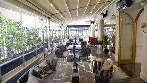 Unclassified image, 3 of 28, button - A11 Exclusive Hotel (Istanbul)