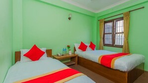 Economy Single Room | WiFi (free) - Waling Fulbari Guest House (Kathmandu)
