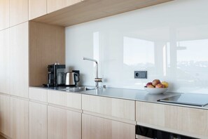 Fridge, oven, dishwasher