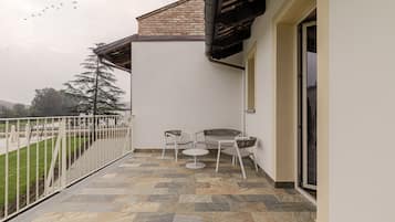 Habitació triple | Terrassa o pati