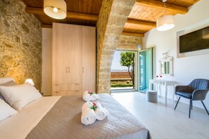 Villa Comfort, 2 camere da letto, piscina privata, vista mare | Vista dalla camera