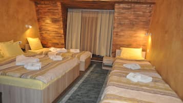 Family Room (1)