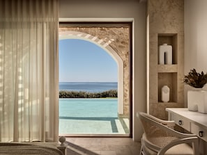 Three Bedroom Sea View Villa Private Pool | Minibar, in-room safe, desk, blackout drapes - Lesante Cape - The Leading Hotels of the World (Zakynthos)