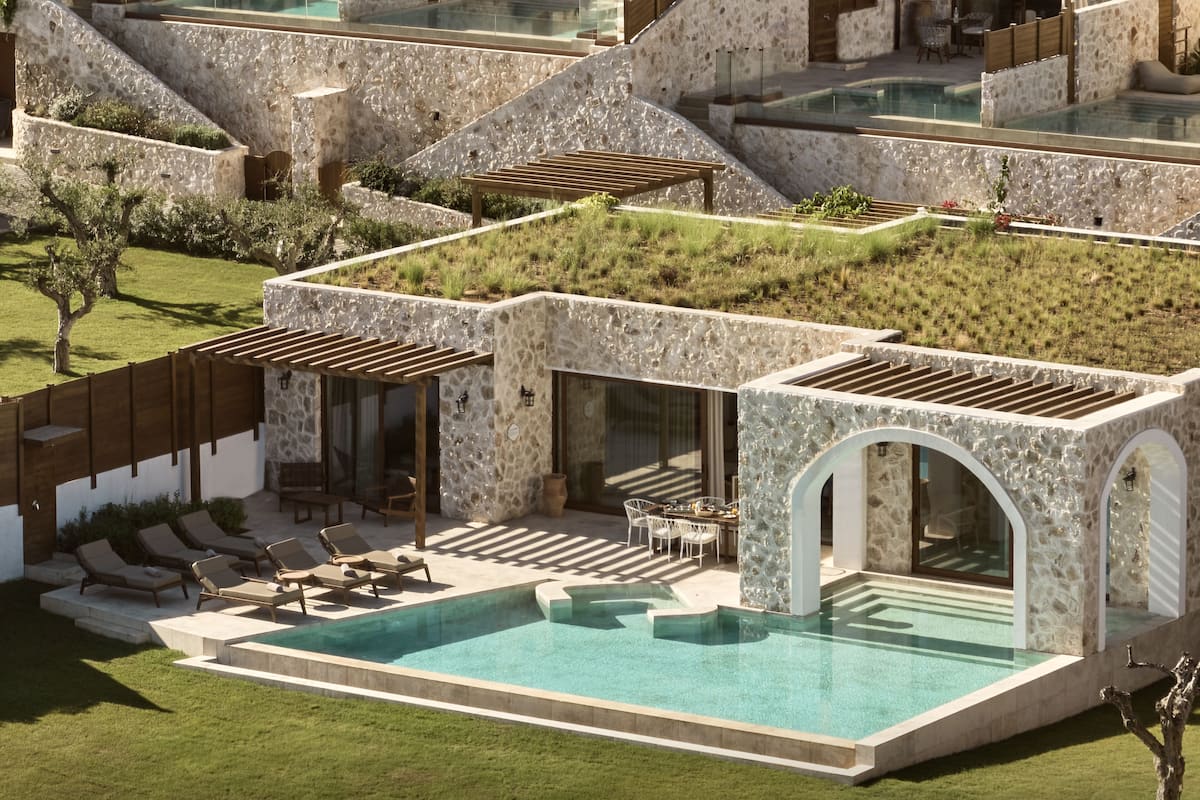 Three Bedroom Sea View Villa Private Pool | Utsikt mot vann