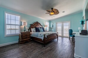 4 habitaciones, tabla de planchar con plancha y wifi 